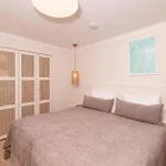 3 Bedroom Gorgeous In Appartement *